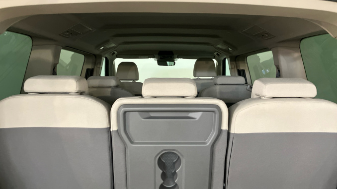 Volkswagen Multivan 1.5 TSI eHybrid Life 5dr 4MOTION DSG Estate - Image 20